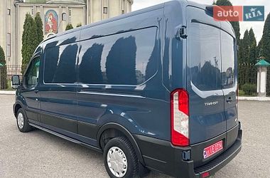 Вантажний фургон Ford Transit 2021 в Дубні