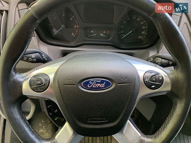 Вантажний фургон Ford Transit 2018 в Луцьку