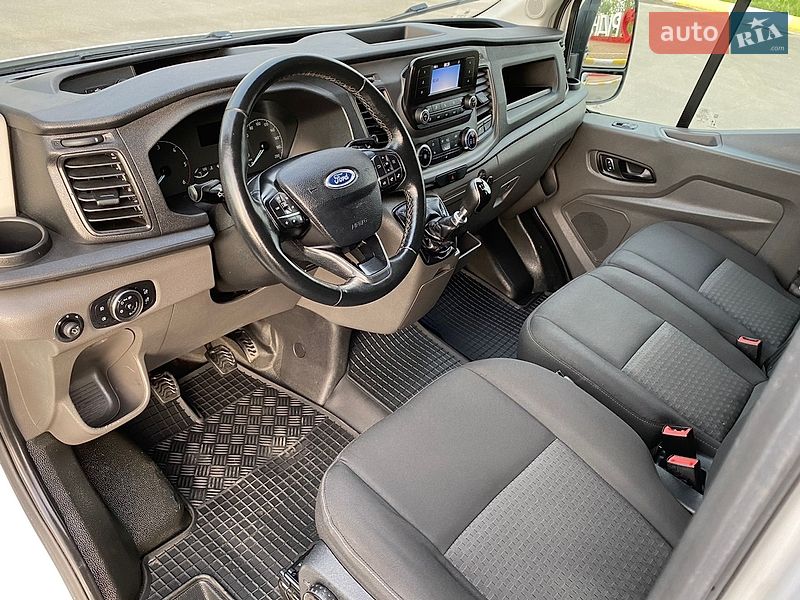 Грузовой фургон Ford Transit 2021 в Ирпене