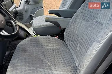 Грузовой фургон Ford Transit 2008 в Ильинцах