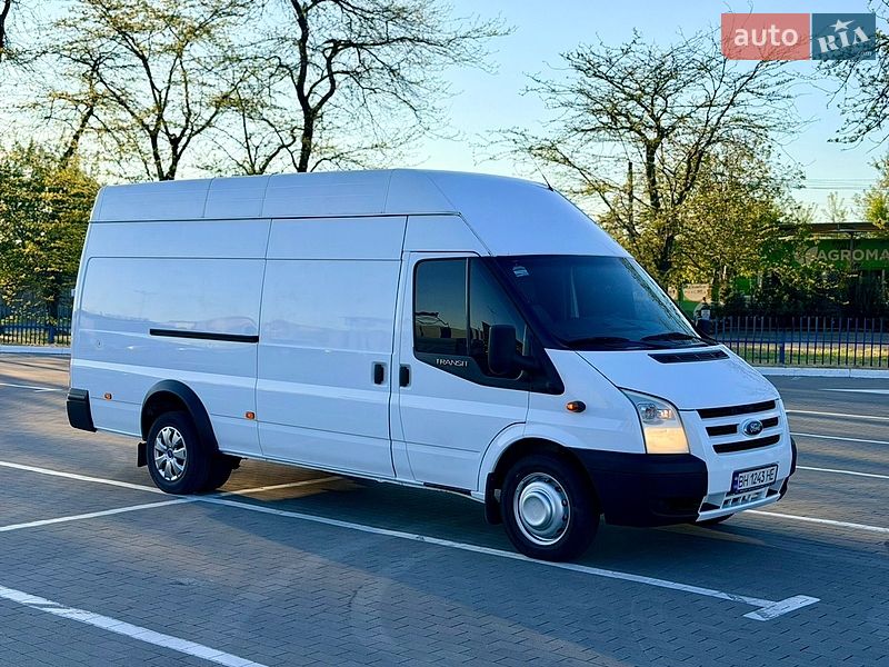 Ford Transit 2011