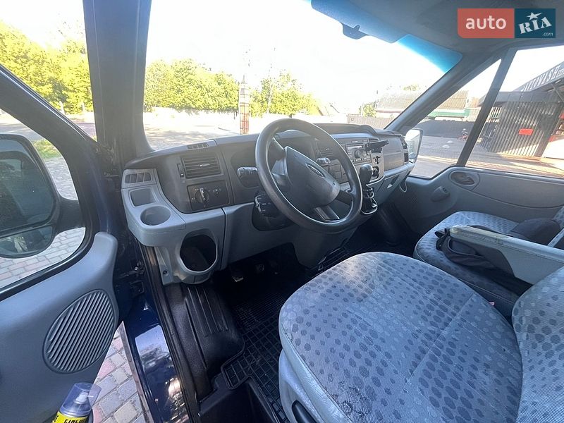 Грузовой фургон Ford Transit 2008 в Смеле
