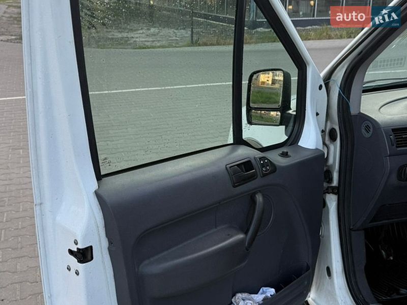 Минивэн Ford Transit 2008 в Луцке фото 13 Минивэн Ford Transit 2008 в Луцке