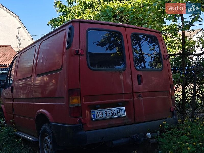 Вантажний фургон Ford Transit 1999 в Вінниці