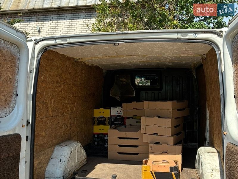 Грузовой фургон Ford Transit 2004 в Николаеве