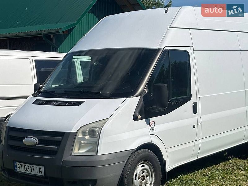 Вантажний фургон Ford Transit 2008 в Коломиї