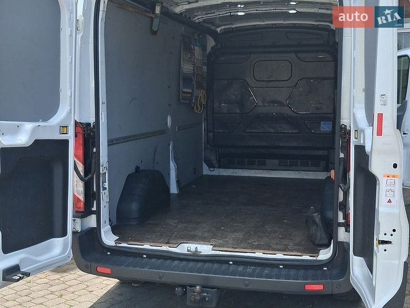 Грузовой фургон Ford Transit 2019 в Коломые
