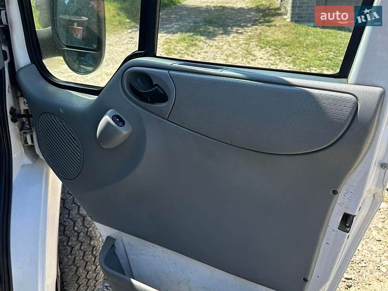 Грузовой фургон Ford Transit 2008 в Коломые