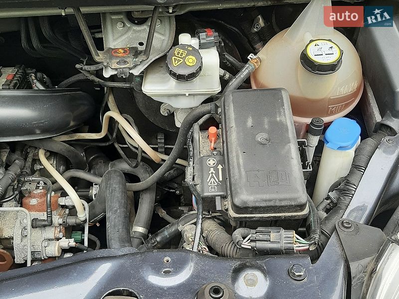 Вантажопасажирський фургон Ford Transit 2010 в Полтаві