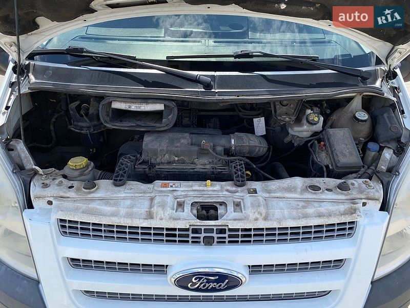 Грузовой фургон Ford Transit 2012 в Черкассах