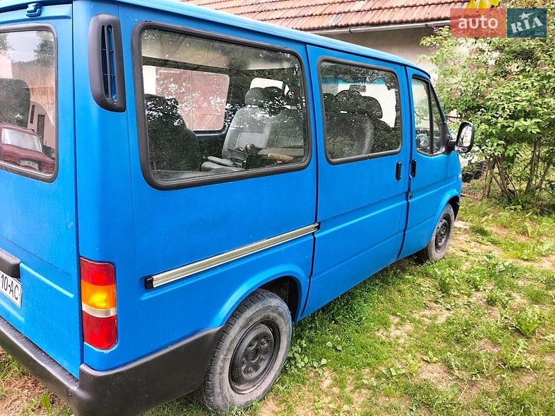 Минивэн Ford Transit 1998 в Ивано-Франковске