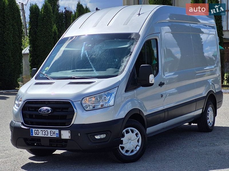 Вантажний фургон Ford Transit 2021 в Дубні