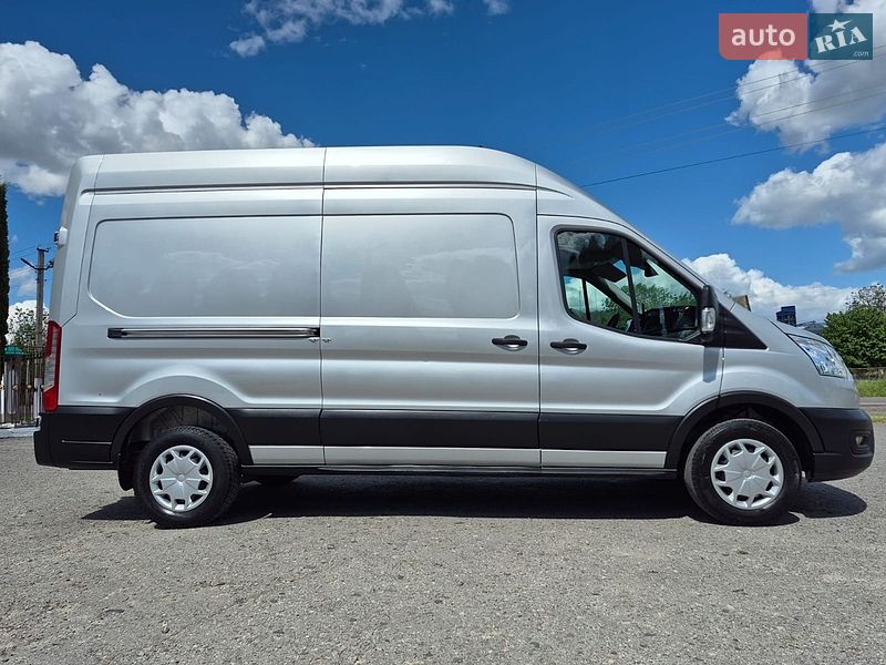 Вантажний фургон Ford Transit 2021 в Дубні