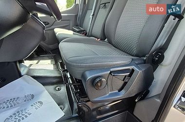 Вантажний фургон Ford Transit 2021 в Дубні