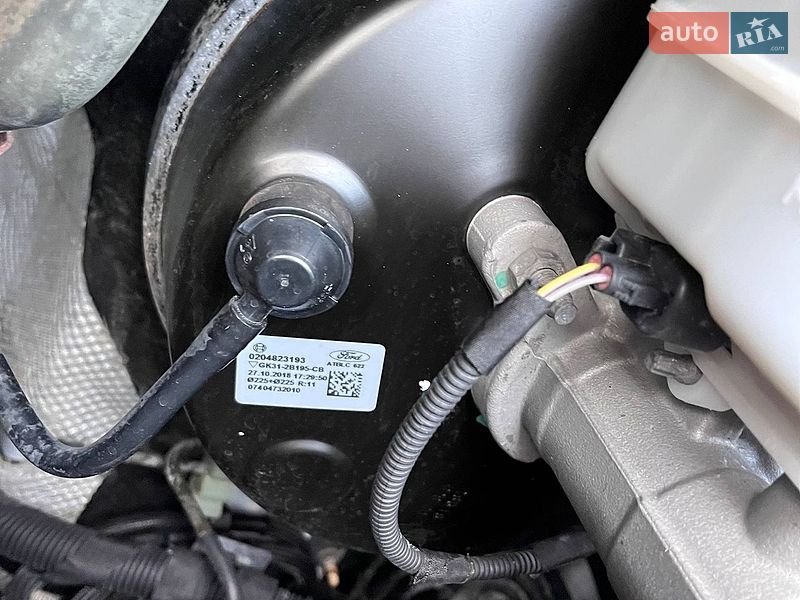 Вантажний фургон Ford Transit 2019 в Маневичах