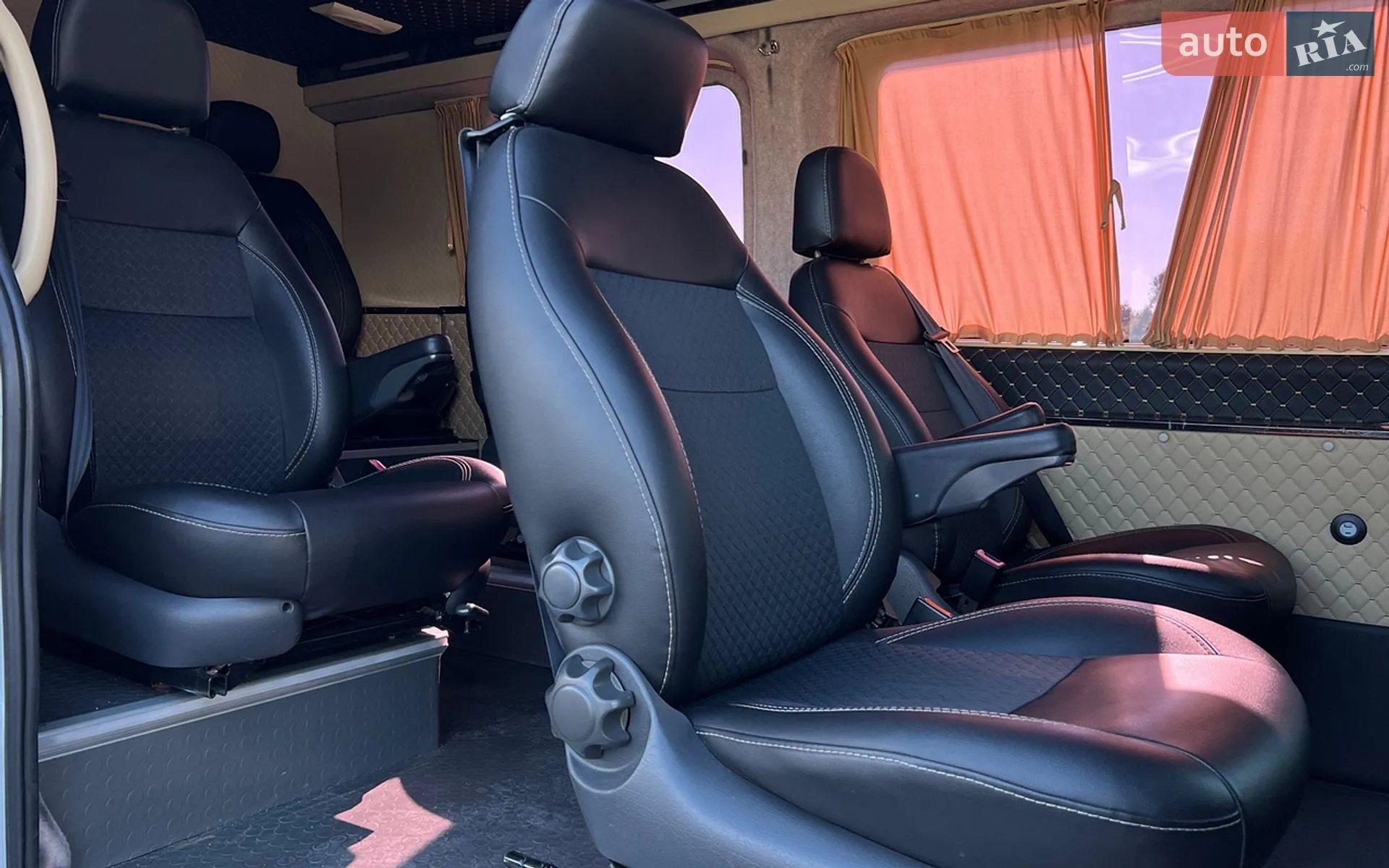 2015 Ford Transit Connect - мініатюра 19