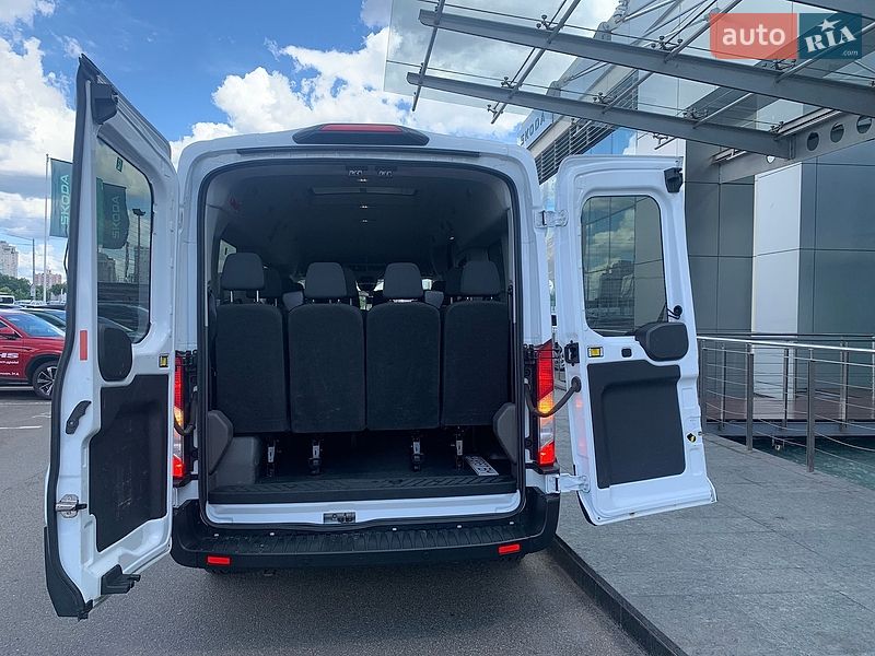 Микроавтобус Ford Transit 2020 в Киеве фото 7 Микроавтобус Ford Transit 2020 в Киеве