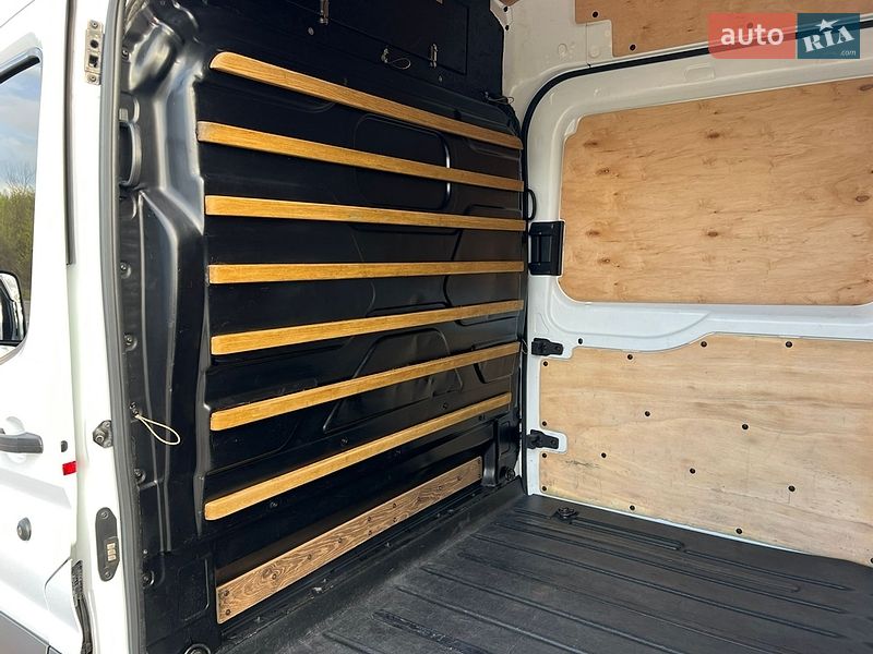 Микроавтобус грузовой (до 3,5т) Ford Transit 2016 в Мироновке фото 61 Микроавтобус грузовой (до 3,5т) Ford Transit 2016 в Мироновке