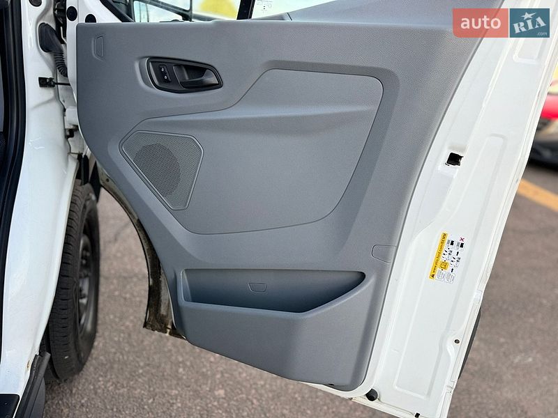 Вантажний фургон Ford Transit 2019 в Києві