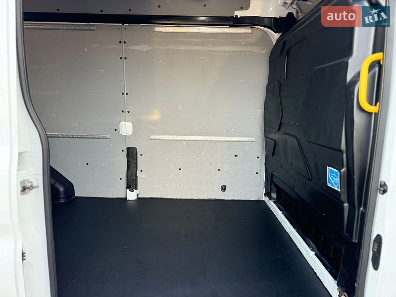Вантажний фургон Ford Transit 2019 в Києві