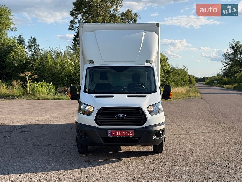 Грузовой фургон Ford Transit 2016 в Дубно