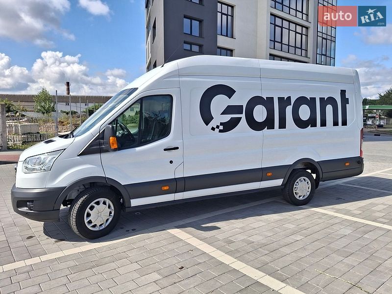 Вантажний фургон Ford Transit 2018 в Івано-Франківську