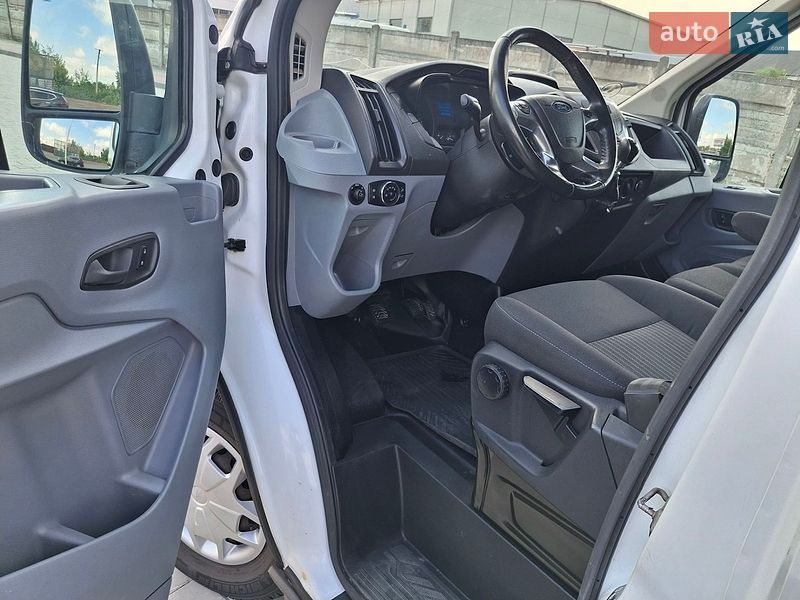 Вантажний фургон Ford Transit 2018 в Івано-Франківську