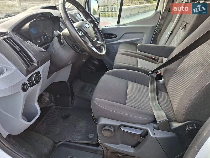 Вантажний фургон Ford Transit 2018 в Івано-Франківську