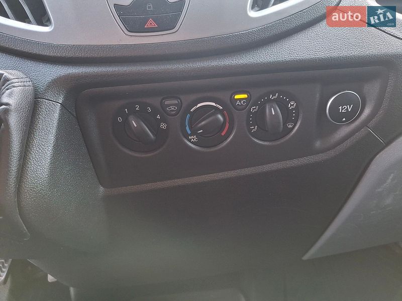 Вантажний фургон Ford Transit 2018 в Івано-Франківську