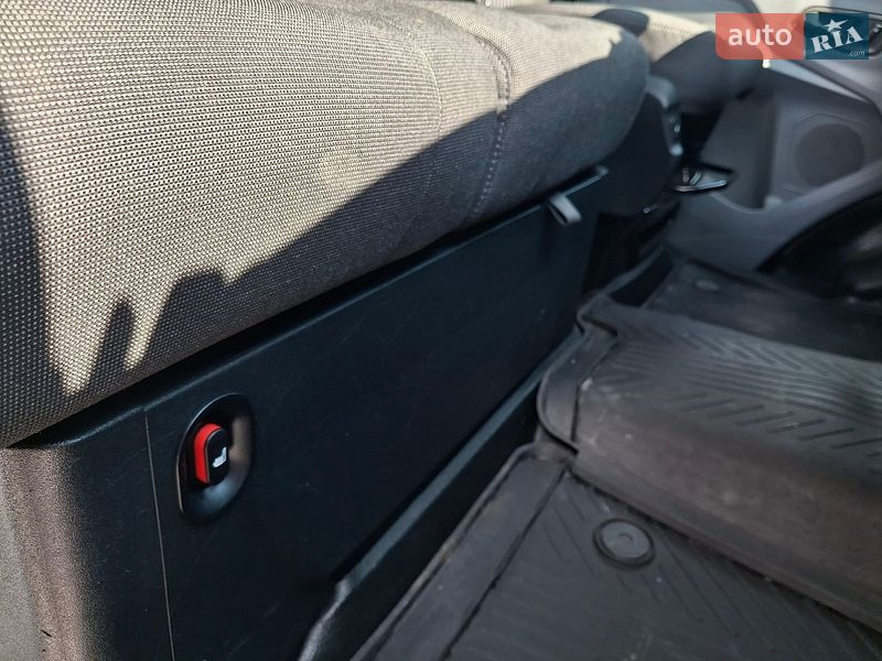 Вантажний фургон Ford Transit 2018 в Івано-Франківську