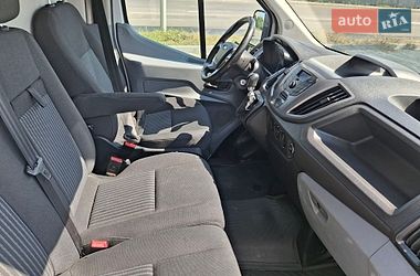 Вантажний фургон Ford Transit 2018 в Івано-Франківську