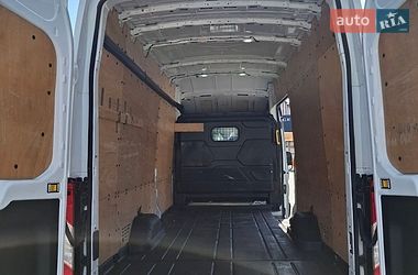 Вантажний фургон Ford Transit 2018 в Івано-Франківську