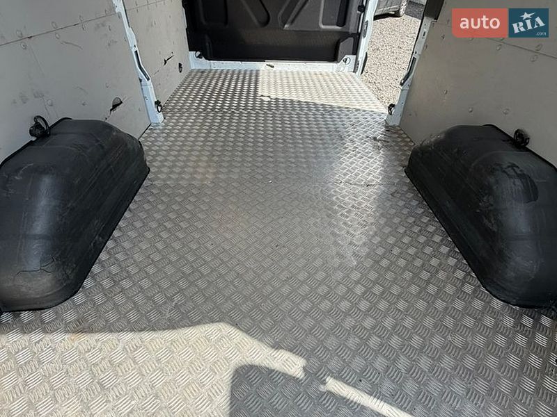 Грузовой фургон Ford Transit 2022 в Луцке
