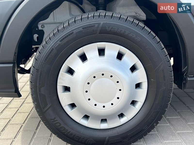 Рефрижератор Ford Transit 2023 в Лопатине