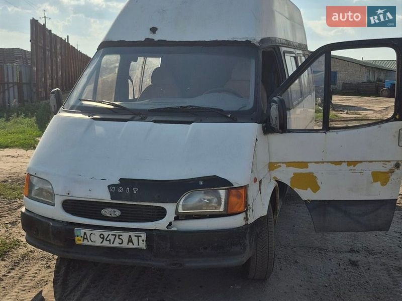 Минивэн Ford Transit 1994 в Чугуеве фото Минивэн Ford Transit 1994 в Чугуеве