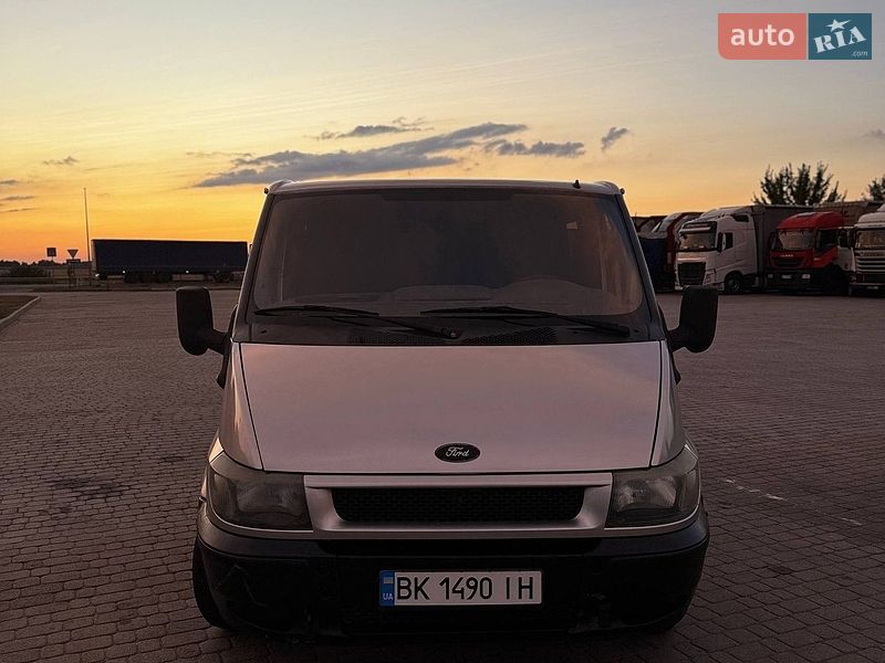 Мікровен Ford Transit 2003 в Радивиліві