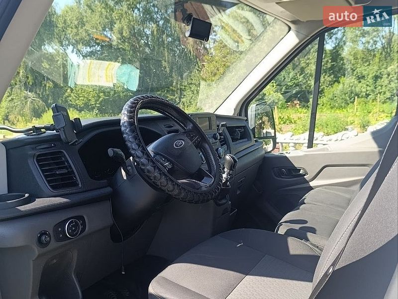 Вантажний фургон Ford Transit 2019 в Києві