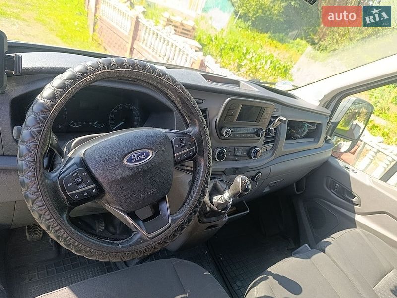 Вантажний фургон Ford Transit 2019 в Києві