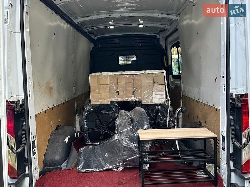 Вантажний фургон Ford Transit 2018 в Києві