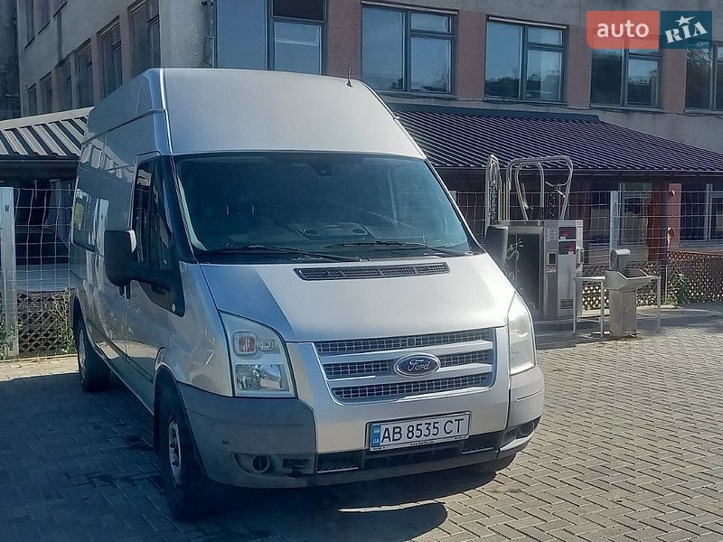 Вантажний фургон Ford Transit 2013 в Немирові