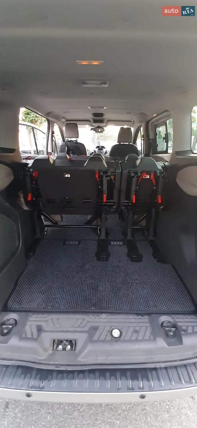 2013 Ford Transit Connect - мініатюра 16