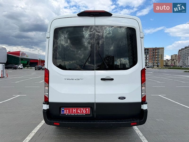 Грузовой фургон Ford Transit 2019 в Ирпене