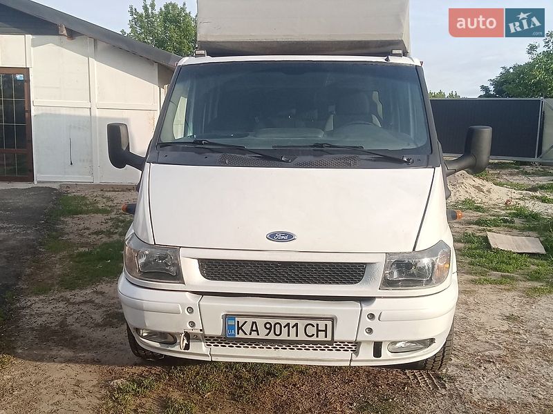 Самосвал Ford Transit 2006 в Киеве