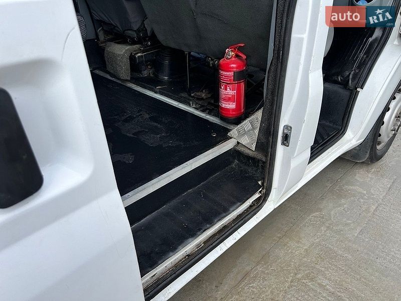 Мікроавтобус Ford Transit 2007 в Яворові