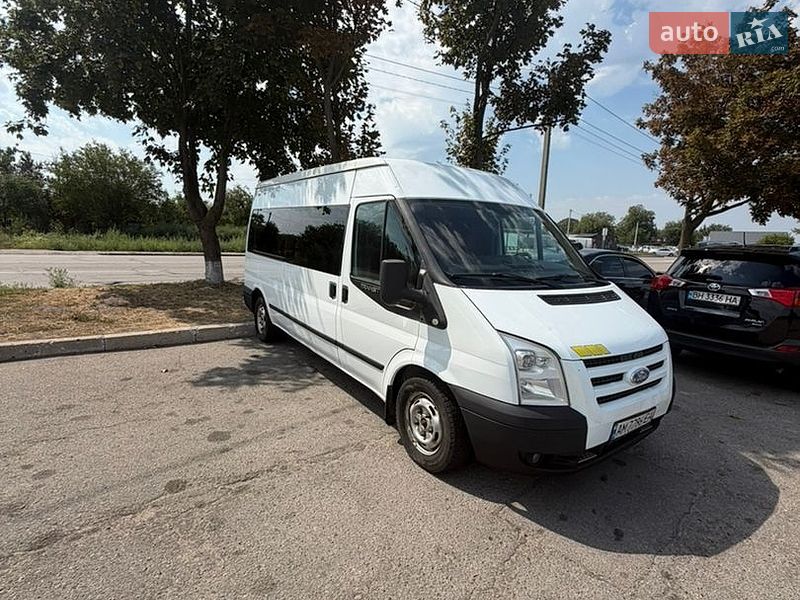 Ford Transit 2011