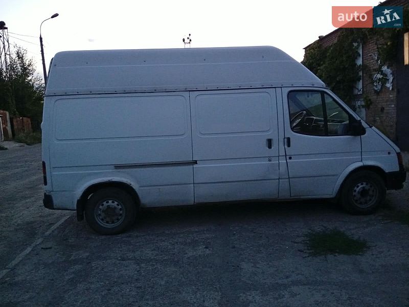 Вантажний фургон Ford Transit 1991 в Луцьку