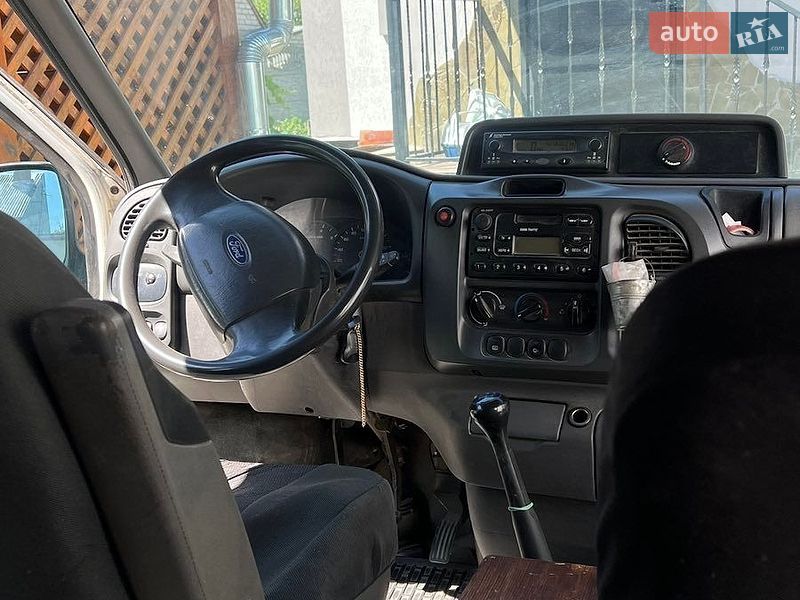 Минивэн Ford Transit 2006 в Луцке фото 12 Минивэн Ford Transit 2006 в Луцке