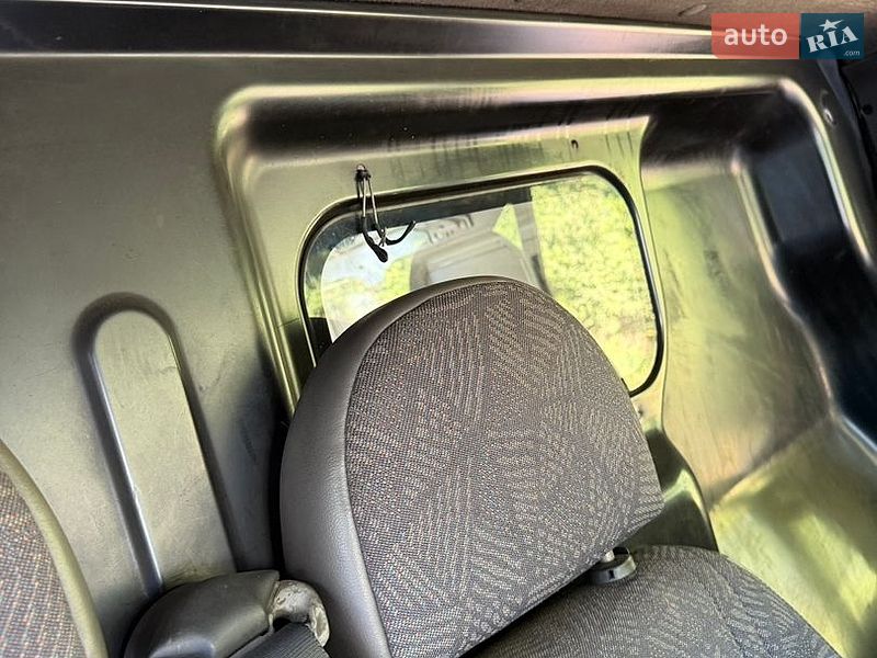 Микроавтобус Ford Transit 2003 в Харькове фото 6 Микроавтобус Ford Transit 2003 в Харькове