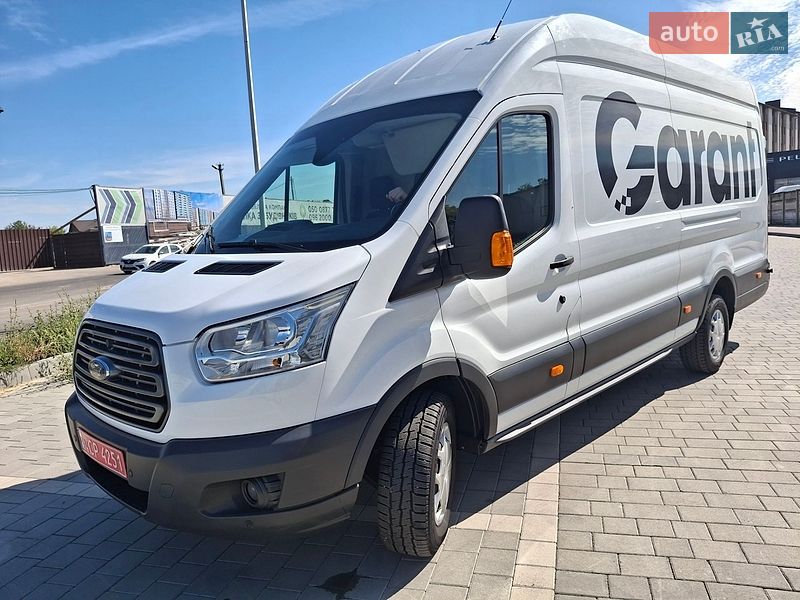 Вантажний фургон Ford Transit 2018 в Івано-Франківську