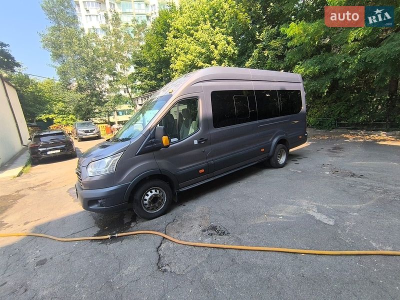 Ford Transit 2017